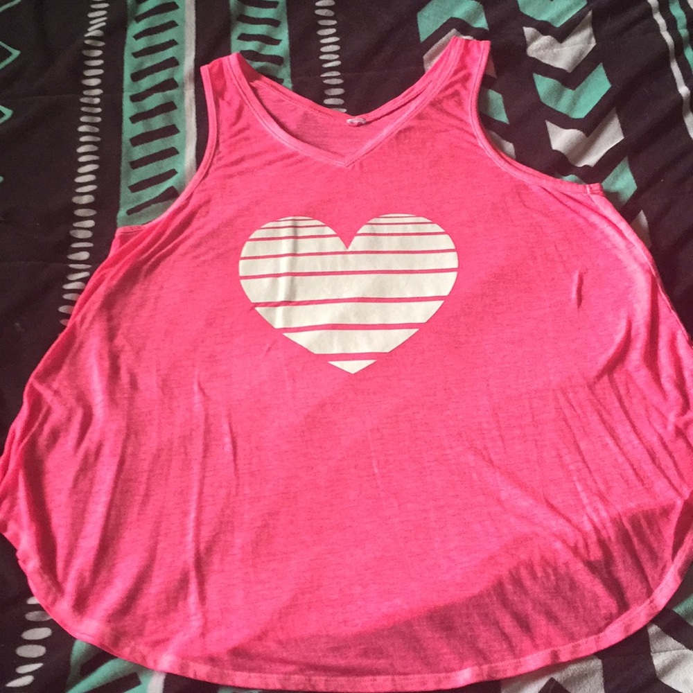 Hot pink heart tank top!